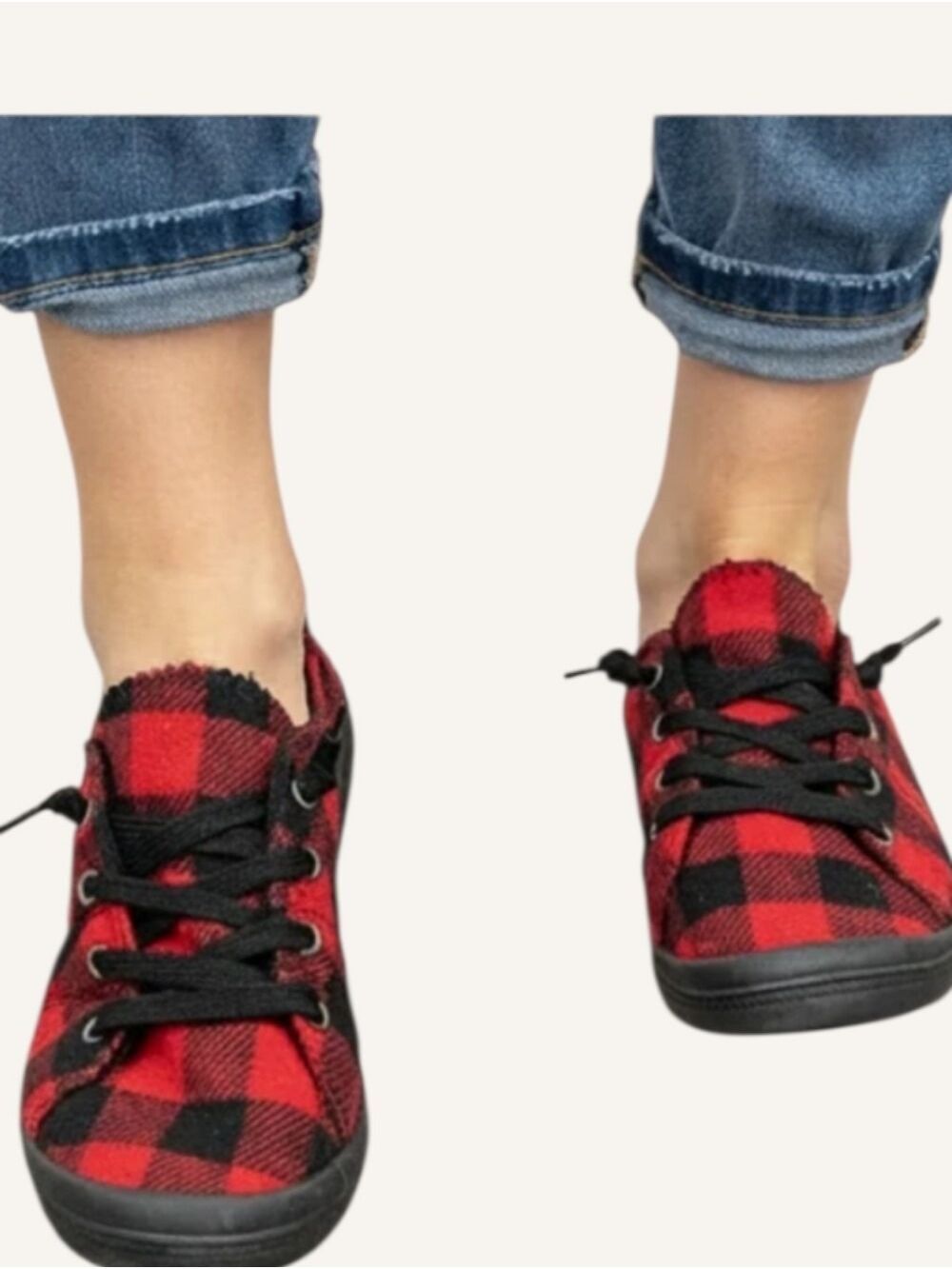 Forever Comfort Sutton Red Black Buffalo Plaid Sneakers Size 6.5 NWOB - Picture 7 of 8